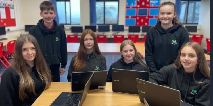 Təhsildə süni intellekt: fürsət, yoxsa risk?