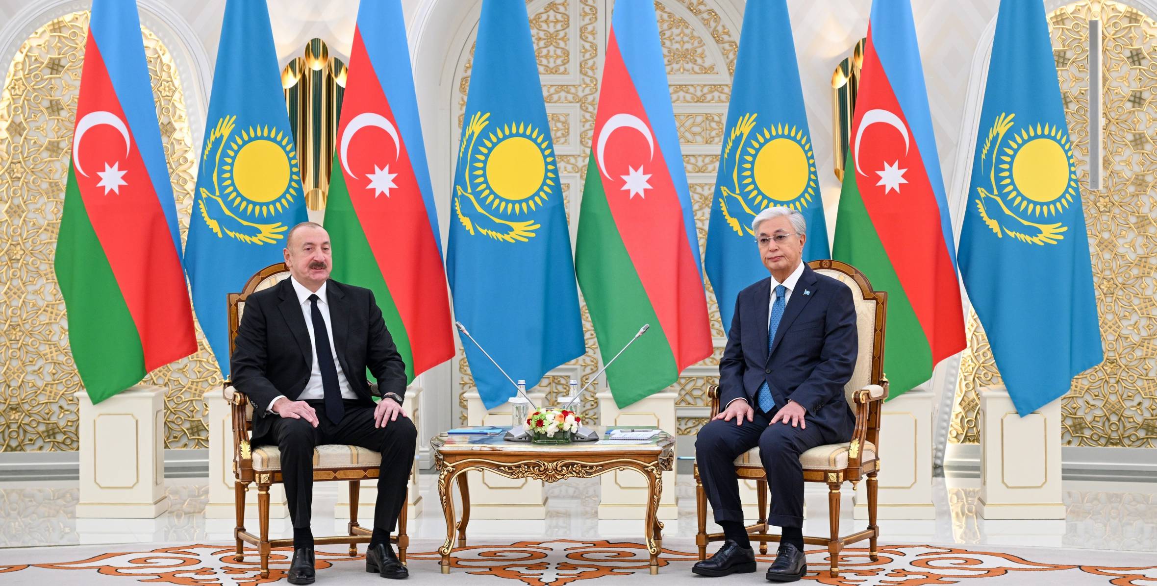 İlham Əliyevin Qazaxıstan Prezidenti Kasım-Jomart Tokayev ilə təkbətək görüşü olub
