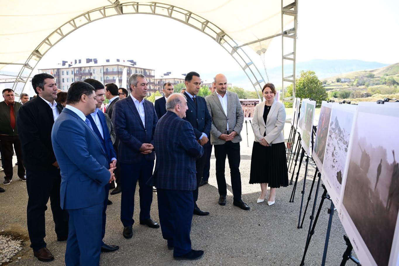 Cəbrayılda Şəhər Günü münasibətilə "Qarabağ – obyektivdən tarixə" adlı fotosərgi açılıb