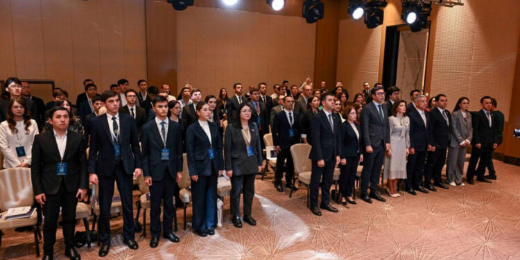 Bakıda Azərbaycan–Özbəkistan II Gənclər Forumu keçirilib