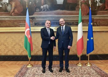 Ceyhun Bayramov Lorenzo Fontana ilə görüşüb