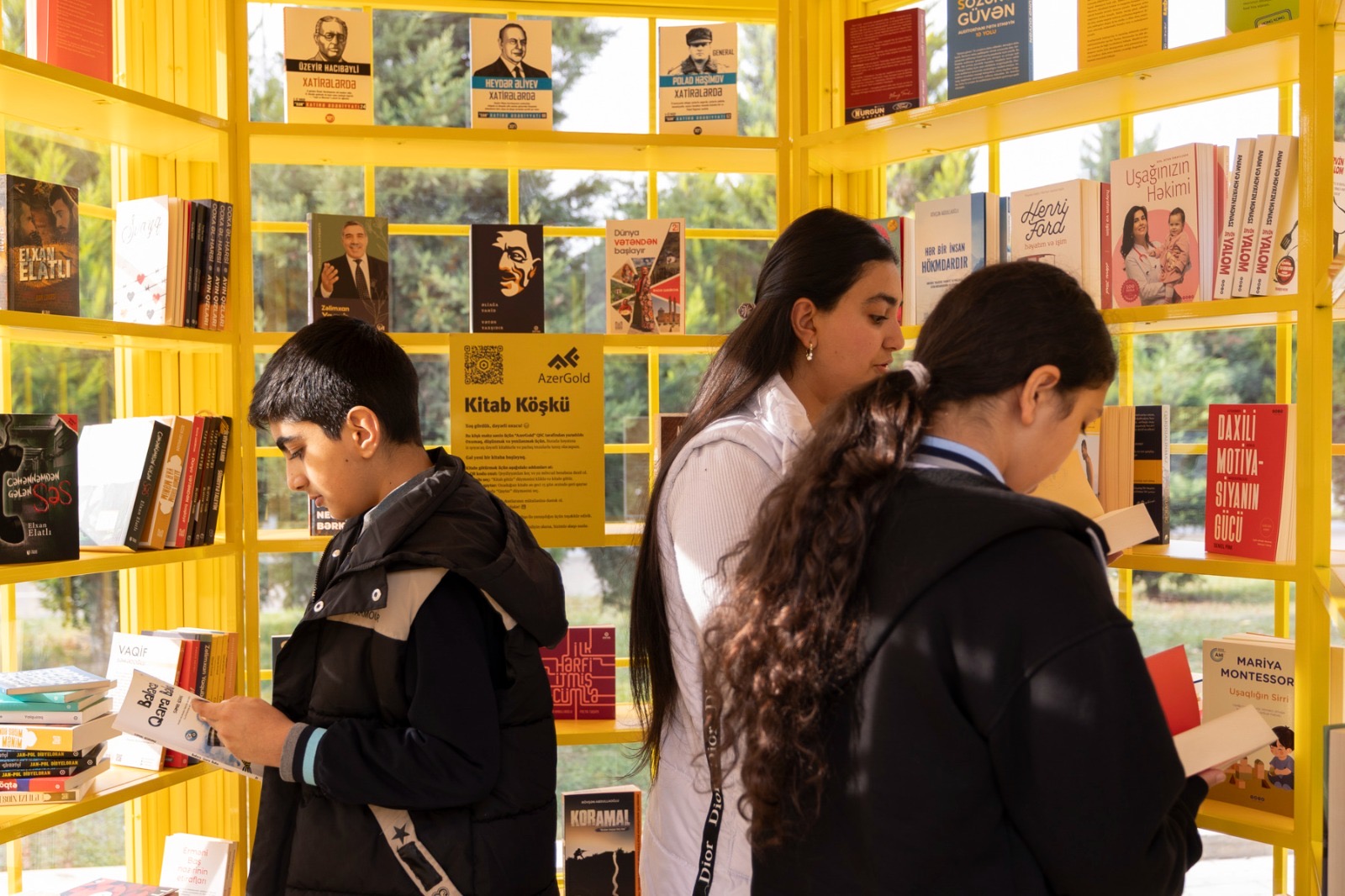 “AzerGold” QSC-nin təşəbbüsü ilə Göygöldə interaktiv kitab köşkü istifadəyə verilib