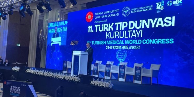 Səhiyyə naziri Teymur Musayev Ankarada