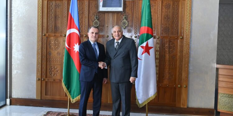 Ceyhun Bayramov Əlcəzair Xalq Demokratik Respublikasına rəsmi səfər edib