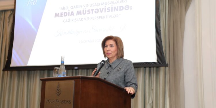 “Ailə, qadın və uşaq məsələləri media müstəvisində: çağırışlar və perspektivlər” mövzusunda konfrans keçirilib