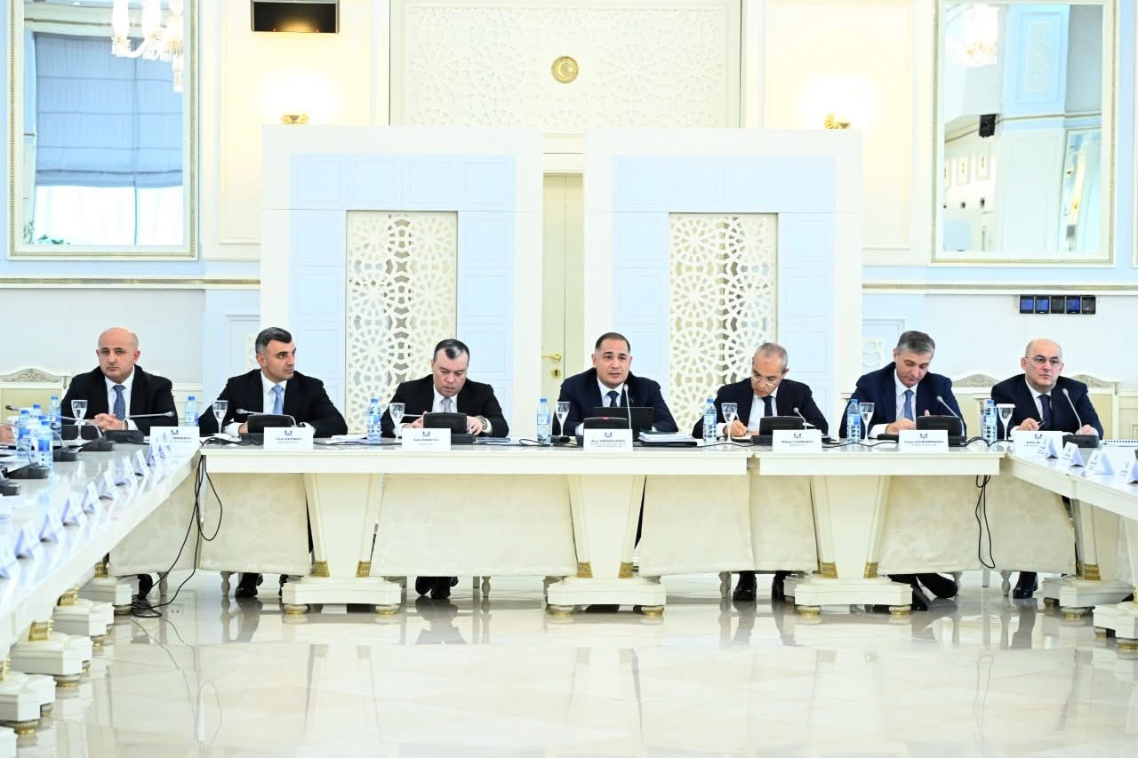 İqtisadi siyasət, sənaye və sahibkarlıq komitəsinin iclasında 2026-ci ilin dövlət büdcəsi müzakirə olunub
