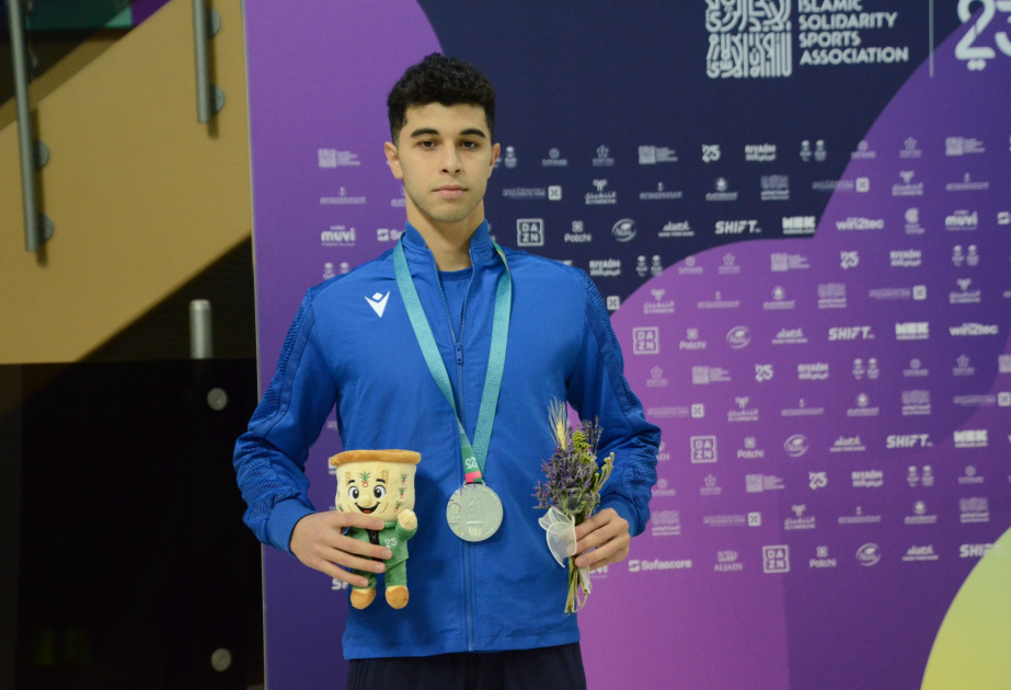 Azərbaycan üzgüçüsü İslamiadada gümüş medal qazanıb