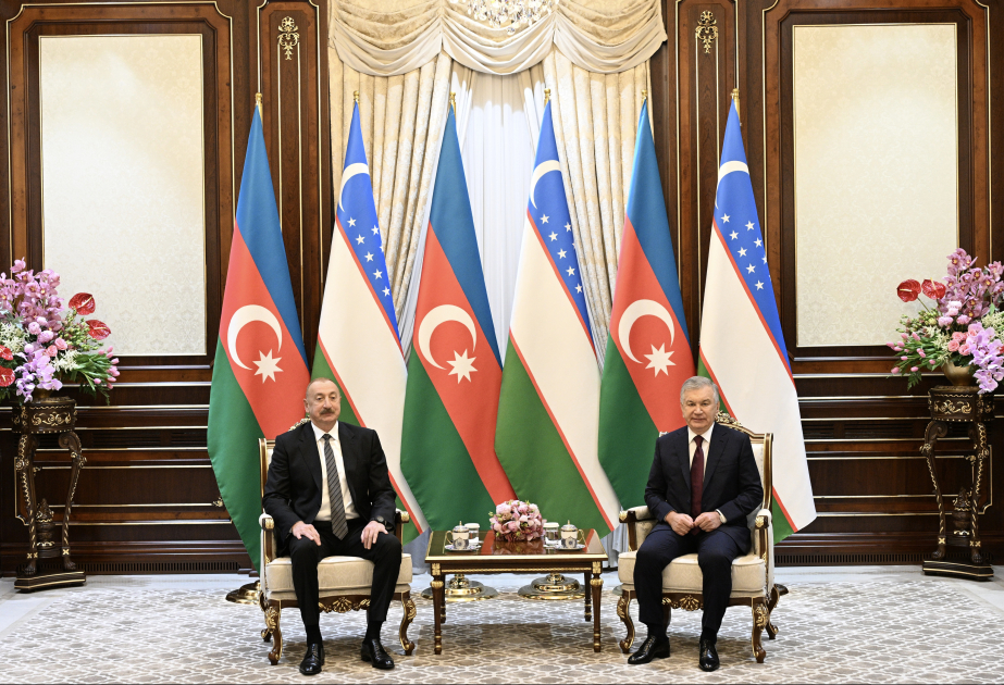 Daşkənddə Azərbaycan Prezidenti İlham Əliyevin Özbəkistan Prezidenti ilə təkbətək görüşü olub