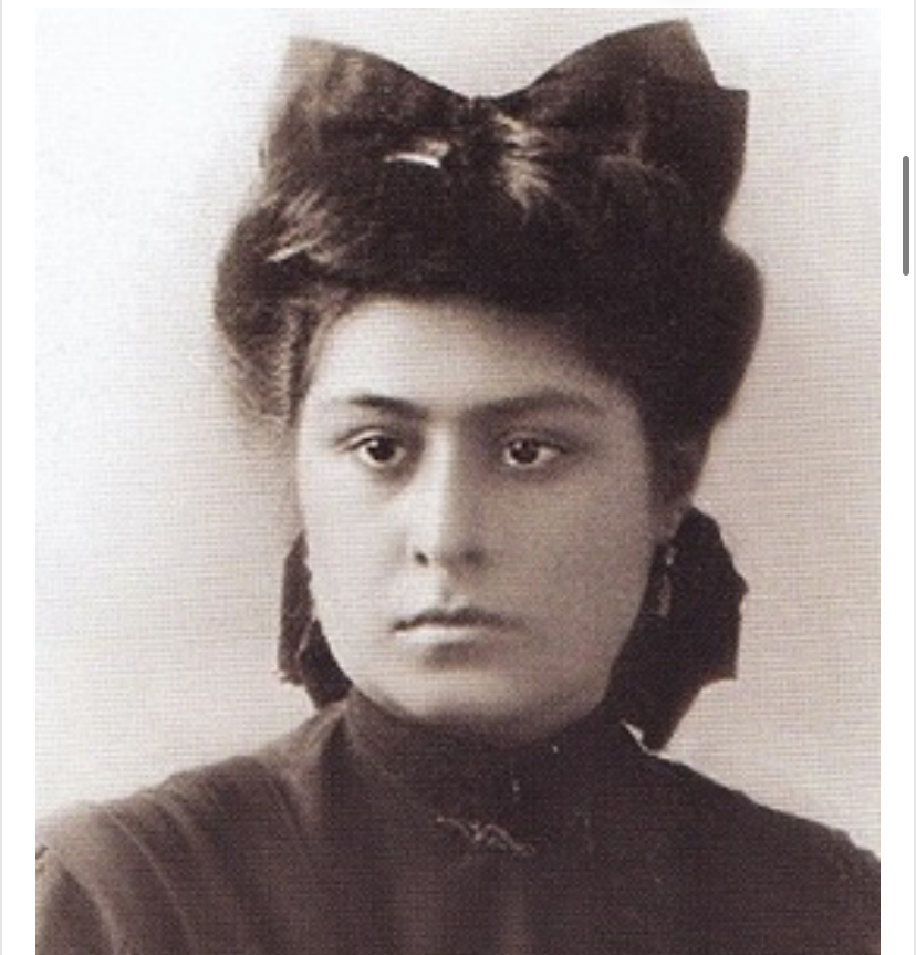 Gövhər Qazıyeva: Teatrımızın ilk aktrisası