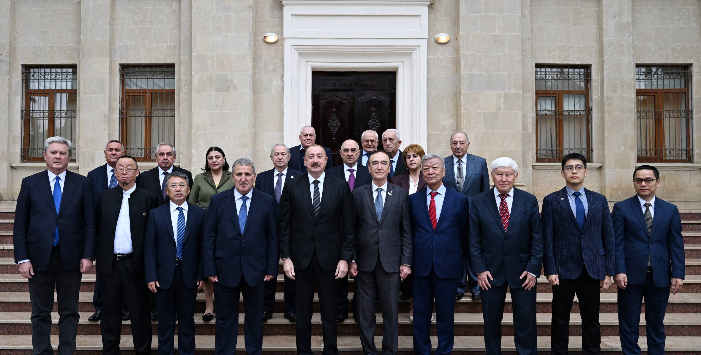 Azərbaycan Milli Elmlər Akademiyasının 80 illik yubiley yığıncağı keçirilib