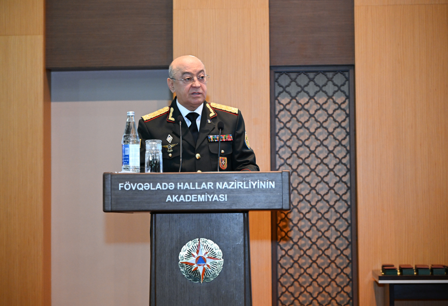 Kəmaləddin Heydərov FHN-in peşə bayramında çıxış edib