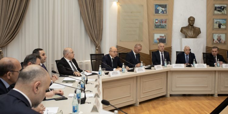 Energetika naziri iclas keçirib