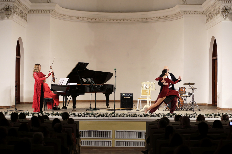 Filarmoniyada “Qış tanqosu” adlı konsert keçirilib