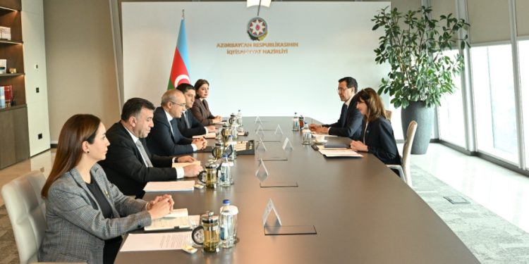 Mikayıl Cabbarov Vladanka Andreyeva ilə görüşüb