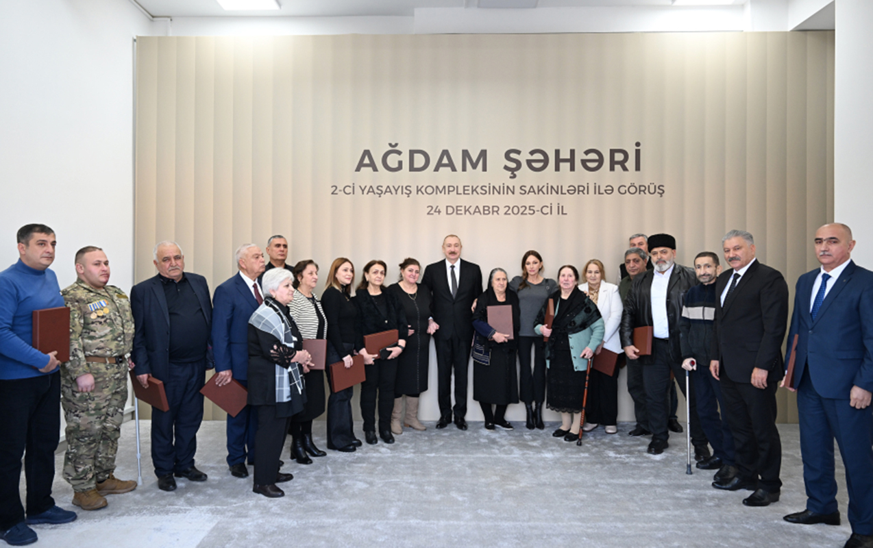 Prezident və xanımı Ağdam sakinləri ilə görüşdü
