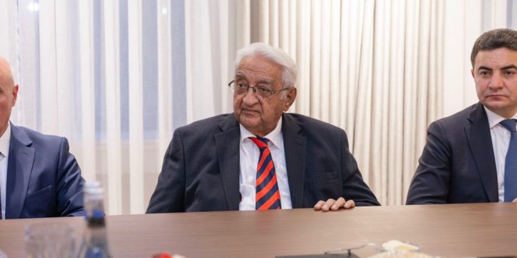 Arif Paşayev Lord Con Olderdaysla görüşüb