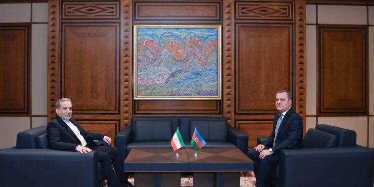 Ceyhun Bayramov Seyid Abbas Əraqçi ilə görüşüb