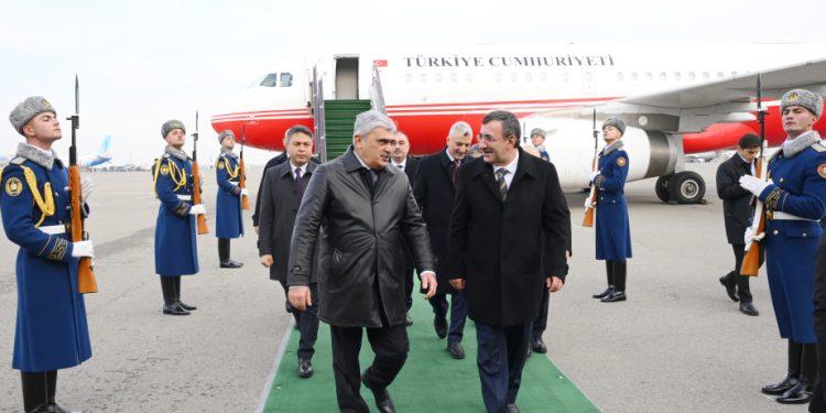 Türkiyənin vitse-prezidenti Azərbaycanda