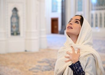 Leyla Əliyeva Sultan Qabus Böyük Məscidində