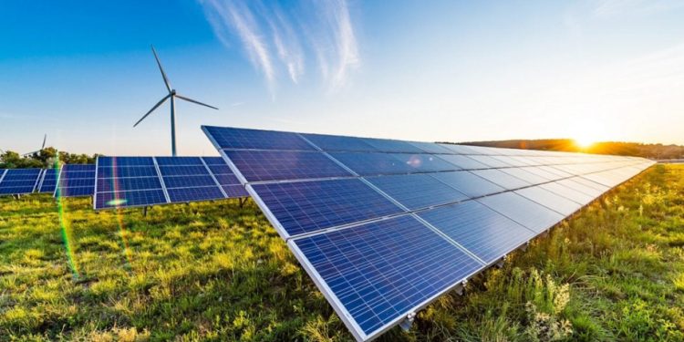 Azərbaycanda günəş və külək enerjisi istehsalı 27 faizədək artıb