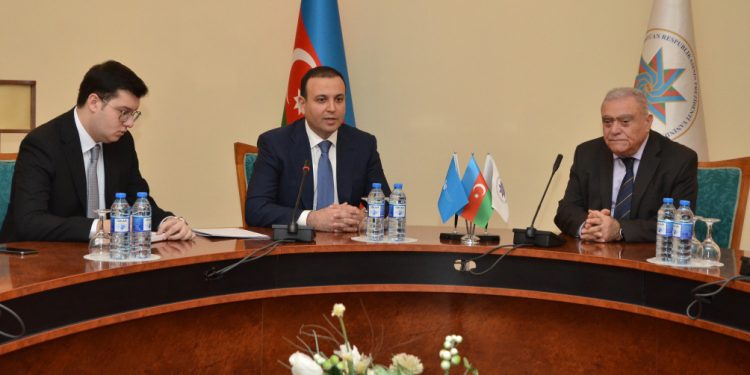 Dövlət İdarəçilik Akademiyası və RİİB arasında əməkdaşlığa dair memorandum imzalanıb