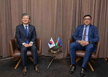 Fərid Qayıbov Koreya səfiri ilə görüşüb