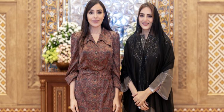 Leyla Əliyeva Omanın birinci xanımı ilə görüşüb
