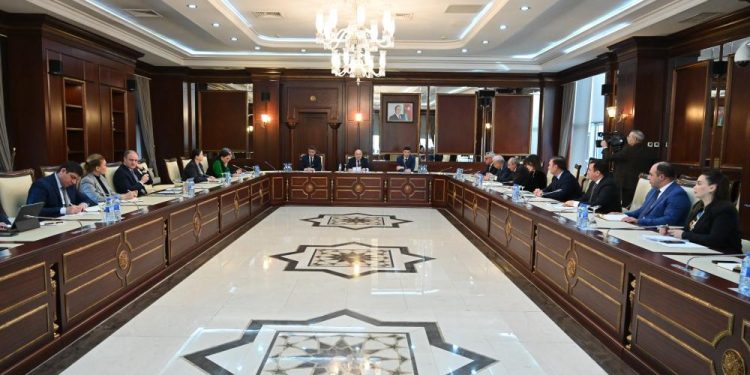 Milli Məclisin Əmək və sosial siyasət komitəsinin 2026-cı ilin yaz sessiyasında ilk iclası keçirilib