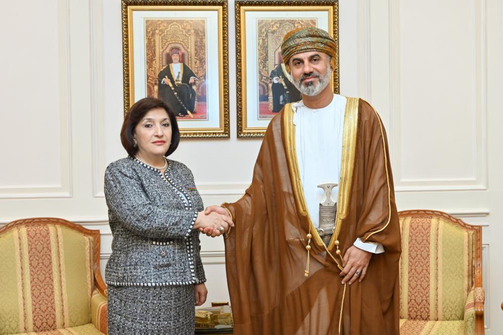 Milli Məclisin sədri Sahibə Qafarova Oman Sultanlığı Şura Məclisinin sədri ilə görüşüb