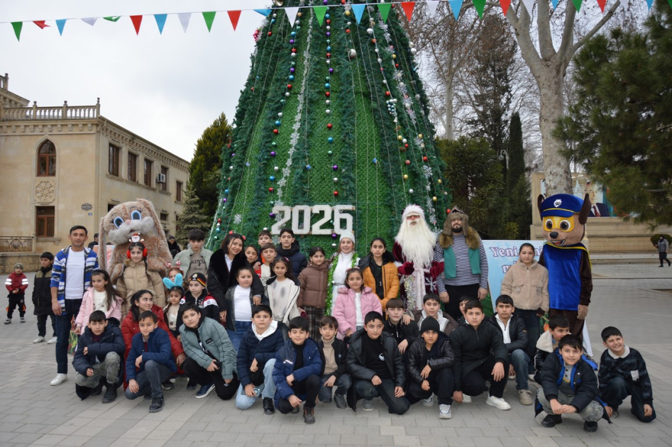 Şəhid və qazi övladları üçün teatr şousu keçirilib