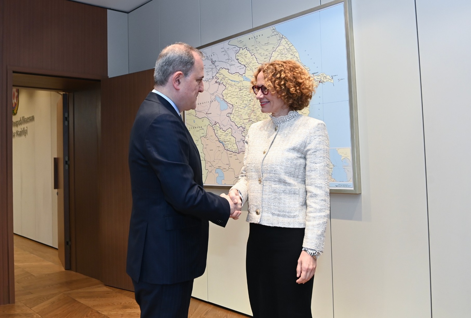 Nazir Ceyhun Bayramovun NATO Baş katibinin müavini Radmila Şekerinska ilə görüşüb