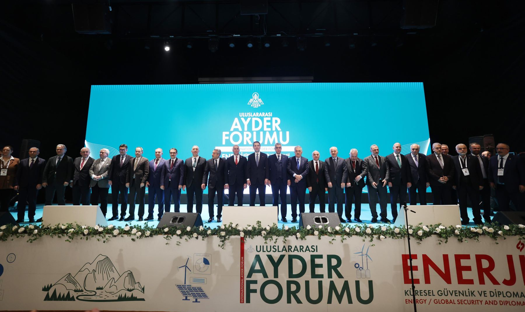 Energetika nazirinin müavini Beynəlxalq Ayder Forumunda iştirak edib