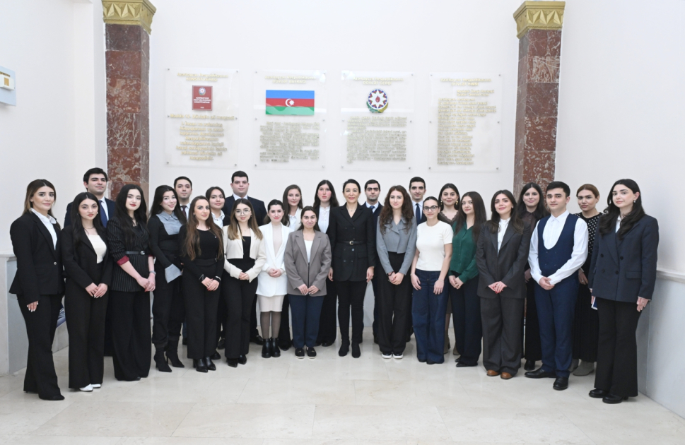 Ombudsman Aparatında Azərbaycan Gəncləri Günü münasibətilə tədbir təşkil olunub