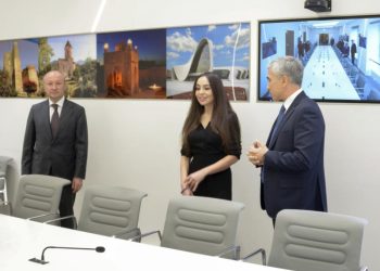 Leyla Əliyeva BMT-nin Cenevrə ofisində “Azərbaycan otağı” ilə tanış olub