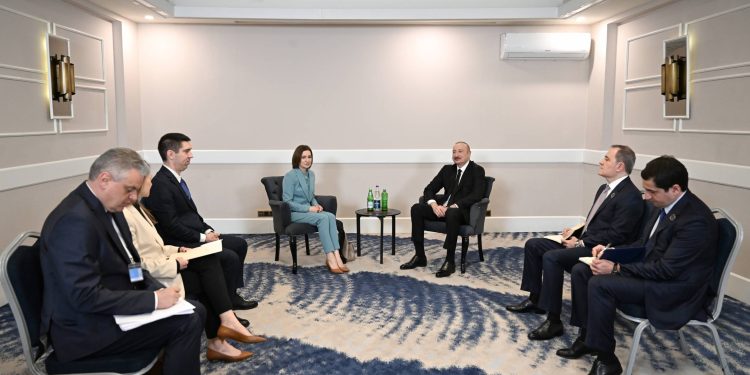 İlham Əliyevin Antalyada Moldova Prezidenti ilə görüşü olub