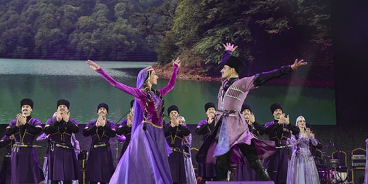 Bu gün Beynəlxalq Rəqs Günüdür