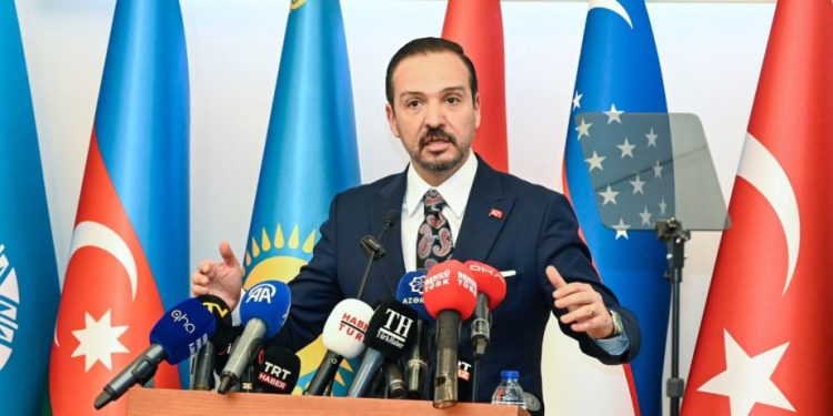 Türkiyədə türk ölkələri arasında turist səyahətlərinin asanlaşdırılması təklif olunur