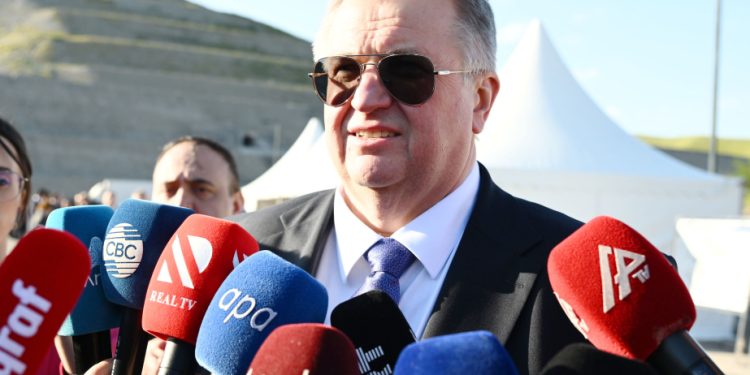 Aleksey Overçuk regionda nəqliyyat-logistika infrastrukturunun inkişafını yüksək qiymətləndirib