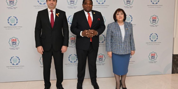 Azərbaycan və Ermənistan parlament sədrləri İstanbulda görüşüblər