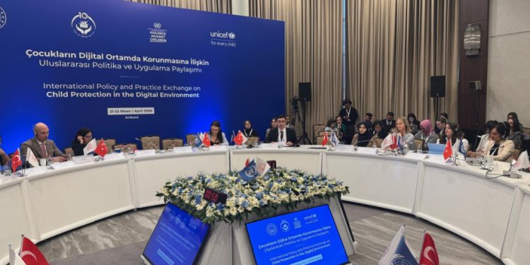 Komitə rəsmisi: Rəqəmsal mühitdə məlumatlı uşaqlar yalnız bu günün deyil, gələcəyin də əsas təminatıdır