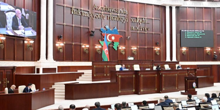 “Narkoloji xidmət və nəzarət haqqında” Qanuna təklif edilən dəyişikliklər təsdiqlənib