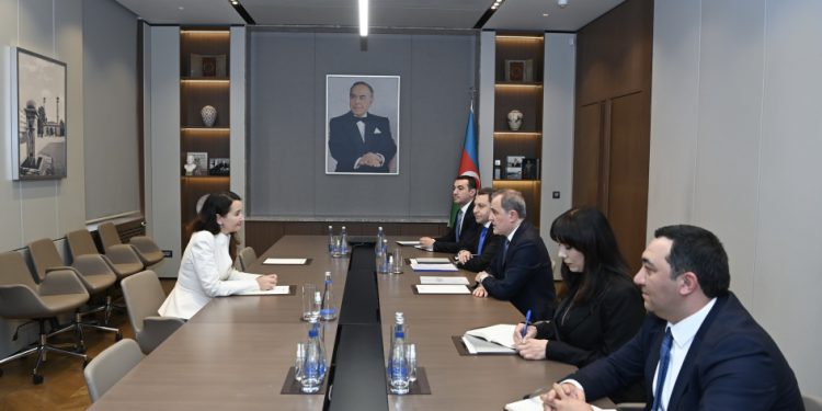 Azərbaycan və Uruqvay arasında siyasi məsləhətləşmələr aparılıb