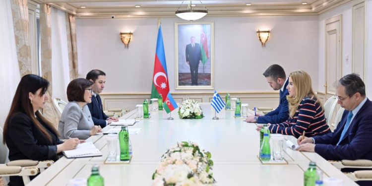 Milli Məclisin sədrinin Yunanıstan səfiri ilə görüşündə parlamentlərarası münasibətlər nəzərdən keçirilib