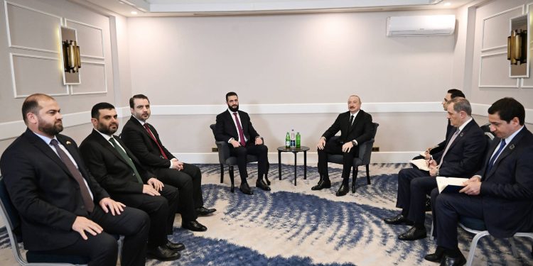 İlham Əliyevin Antalyada Suriyanın keçid dövrü Prezidenti ilə görüşü olub