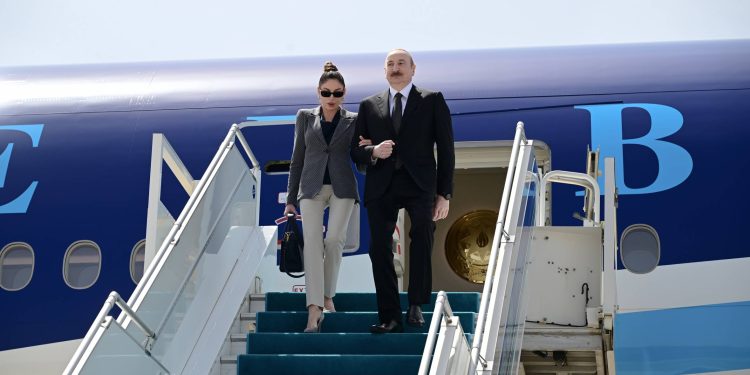 İlham Əliyev Türkiyəyə işgüzar səfərə gəlib