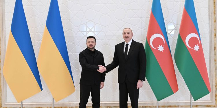 Qəbələdə İlham Əliyevin Ukrayna Prezidenti ilə təkbətək və geniş tərkibdə görüşü olub