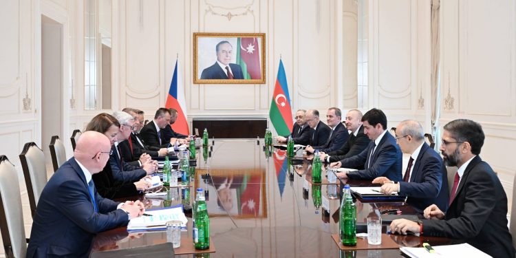 Qəbələdə İlham Əliyevin Çexiyanın Baş naziri ilə geniş tərkibdə görüşü olub