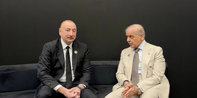 İlham Əliyev Antalya Diplomatiya Forumu çərçivəsində Pakistanın Baş naziri ilə görüşüb