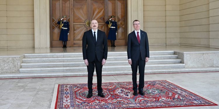 Latviya Prezidentinin rəsmi qarşılanma mərasimi olub