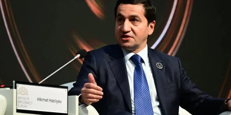 Hikmət Hacıyev: Azərbaycan regionda sülh gündəliyinə tam sadiqdir